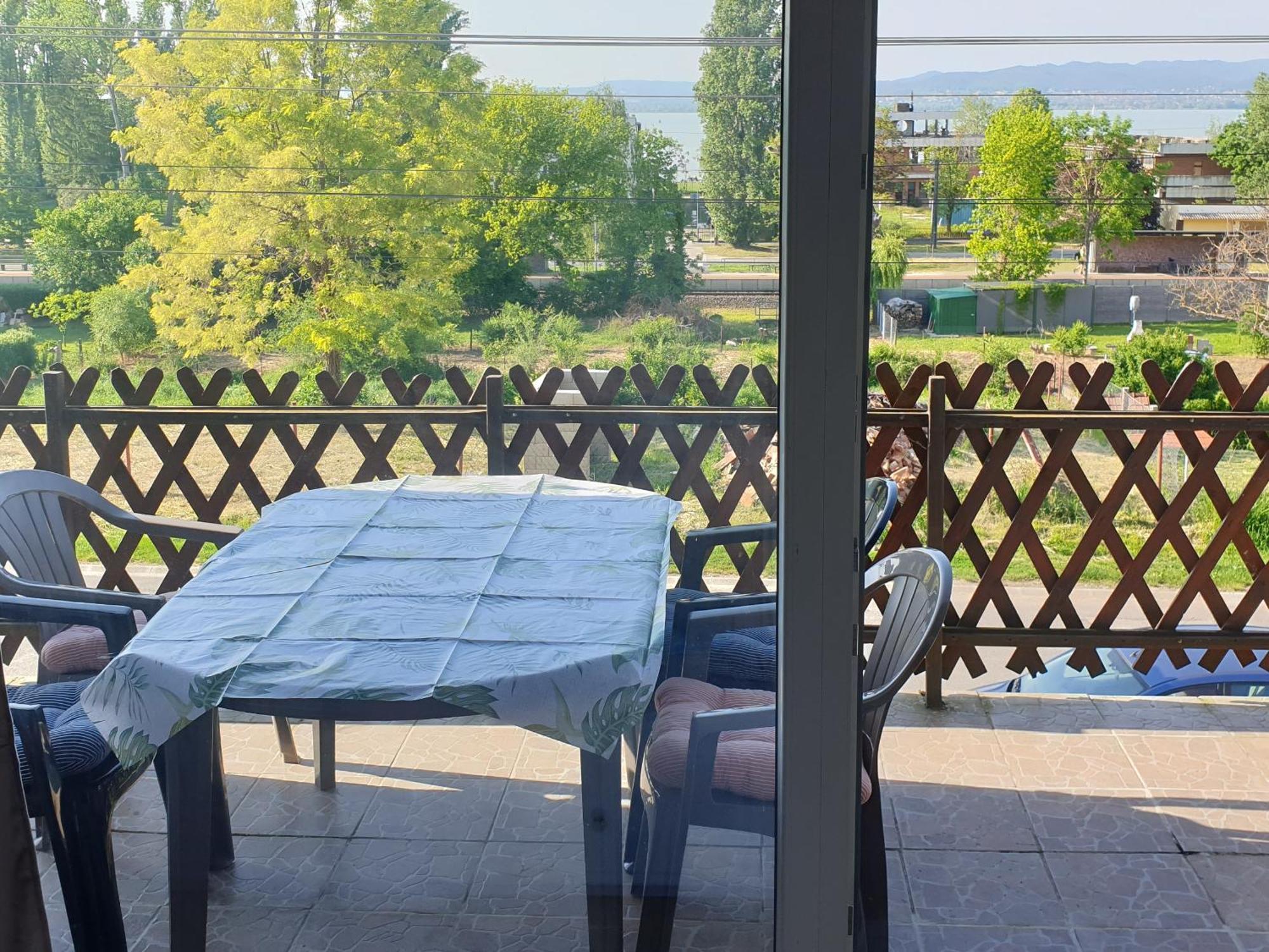 Sophie Apartment With Balcony Balatonberény Exterior foto